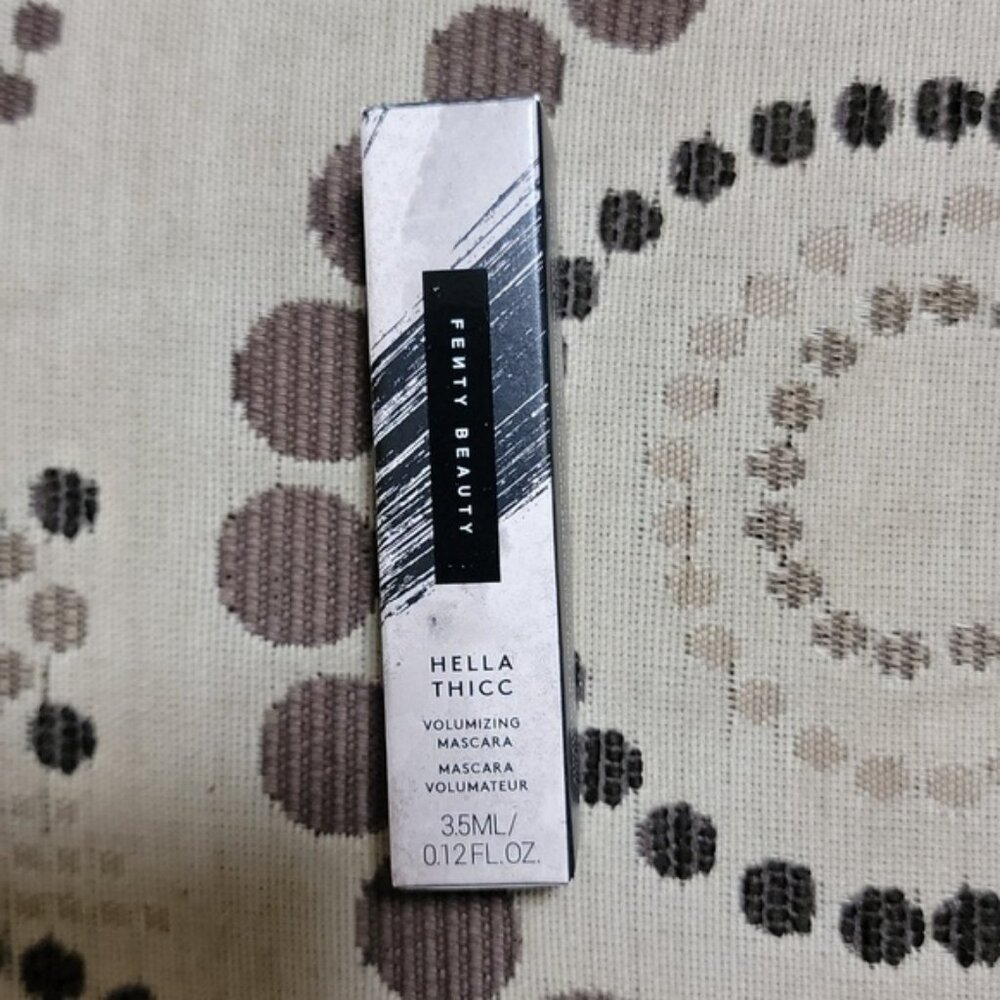 FENTY BEAUTY by Rihanna Mini Hella Thicc Volumizing Mascara 3.5ml